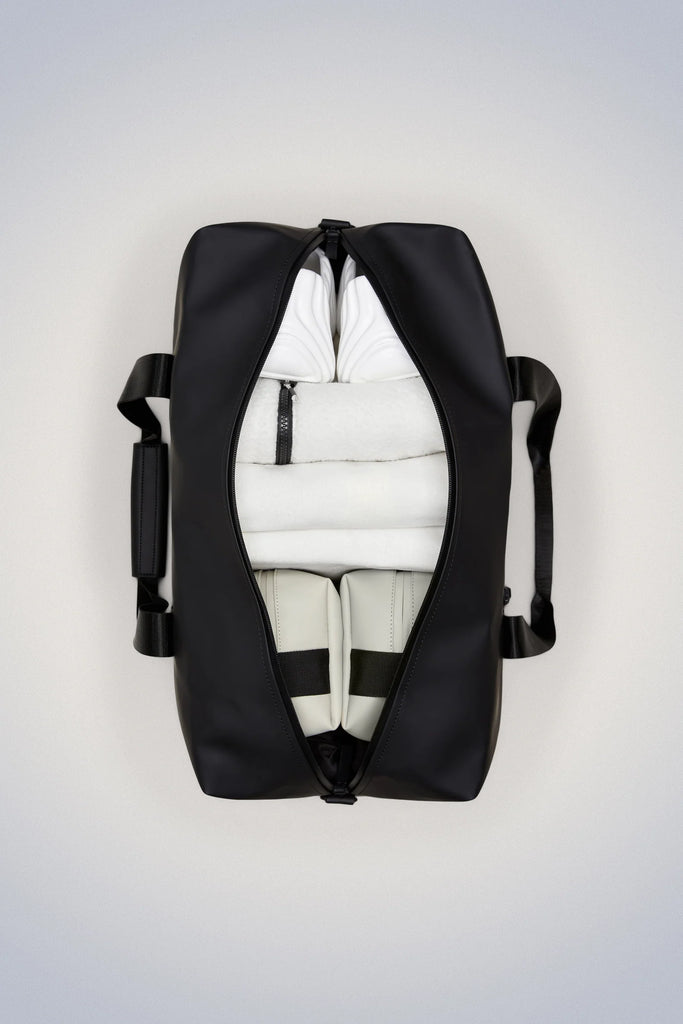 Rains Black Trail Gym Bag