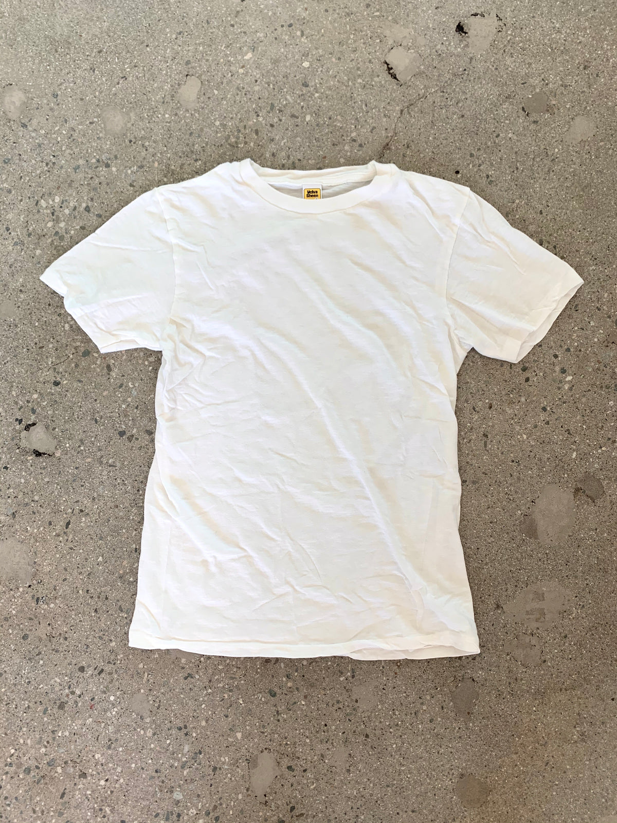 Velva Sheen White Rolled T-Shirt – WITTMORE